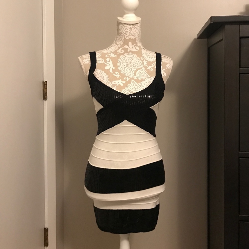 Metropark black sequin and off white dress